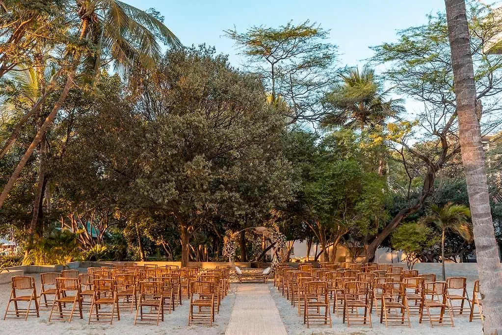 Отель Hilton Santa Marta
