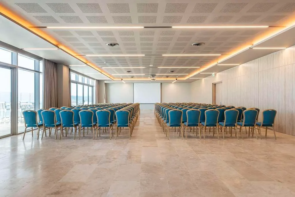 Отель Hilton Santa Marta  Санта-Марта