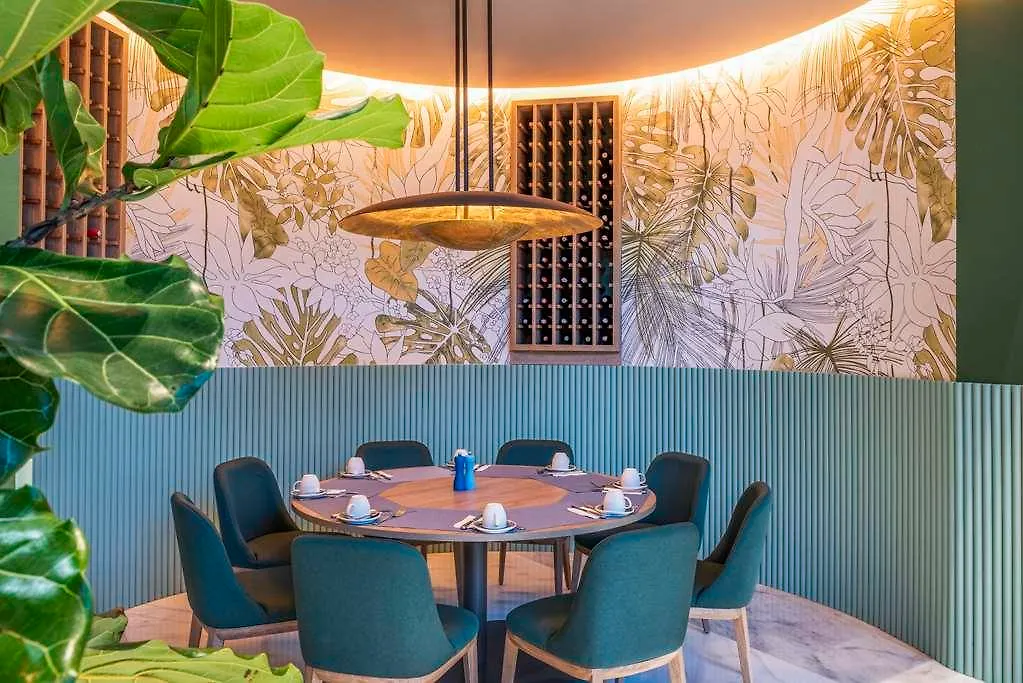 Отель Hilton Santa Marta