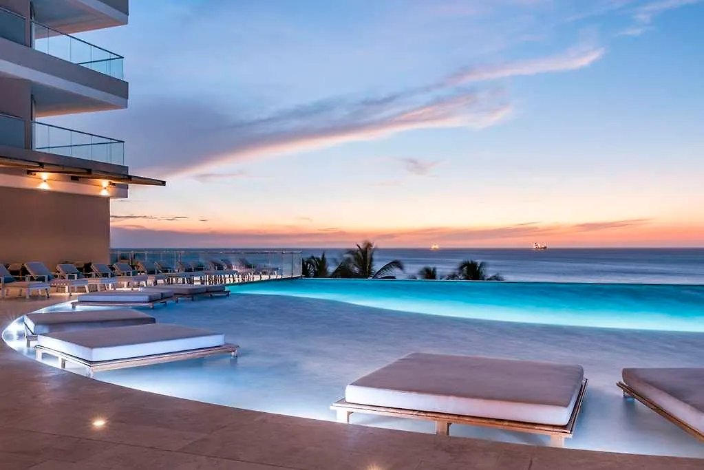 Отель Hilton Santa Marta Санта-Марта