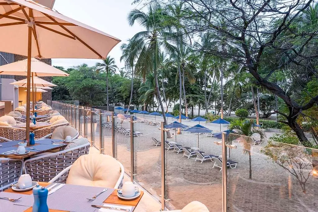 Отель Hilton Santa Marta